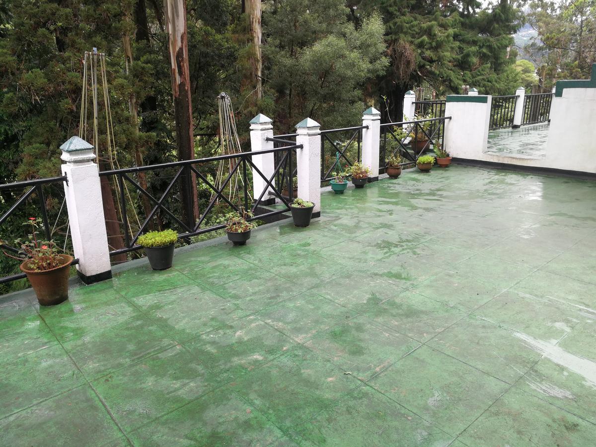 New Tour Inn Nuwara Eliya Buitenkant foto