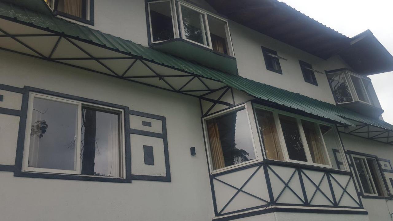 New Tour Inn Nuwara Eliya Buitenkant foto